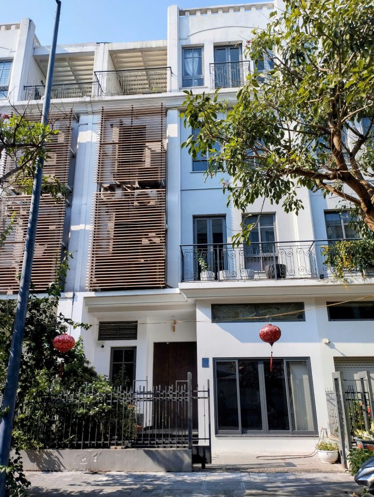 Cho thuê liền kề The Manor Central Park Nguyễn Xiển 99m2, 4 tầng