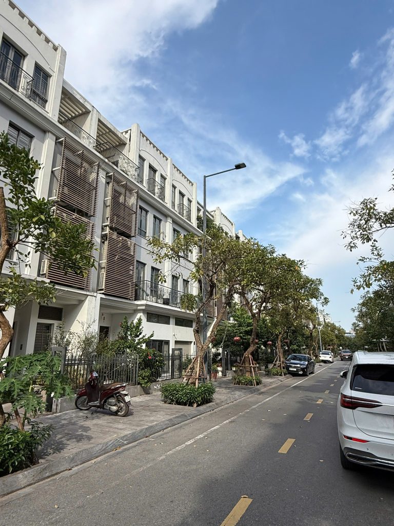 Bán nhà liền kề The Manor Central Park 99m2, 4 tầng, full nội thất