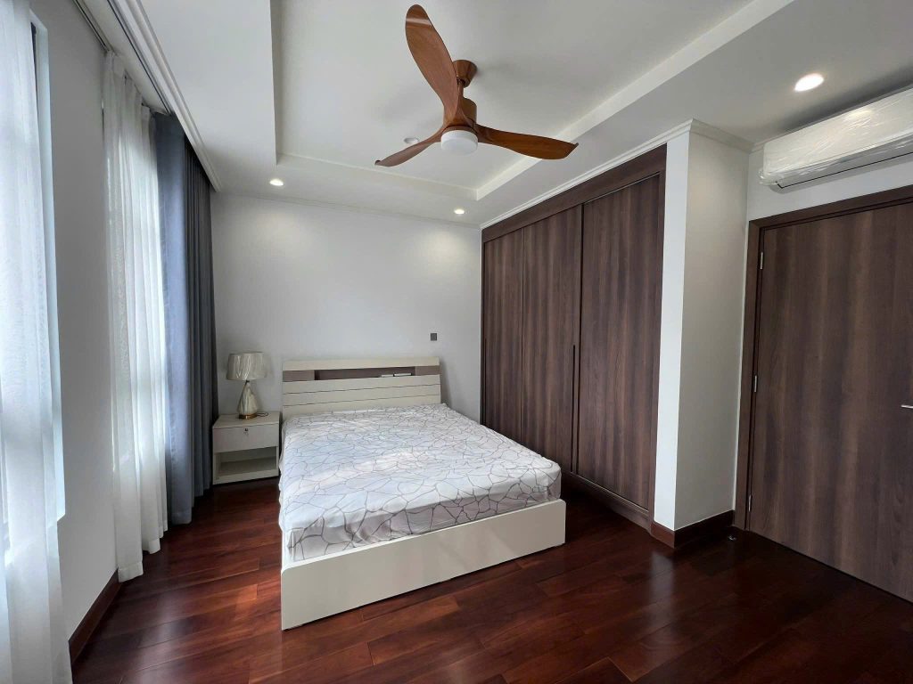 Bán nhà liền kề The Manor Central Park 99m2, 4 tầng, full nội thất