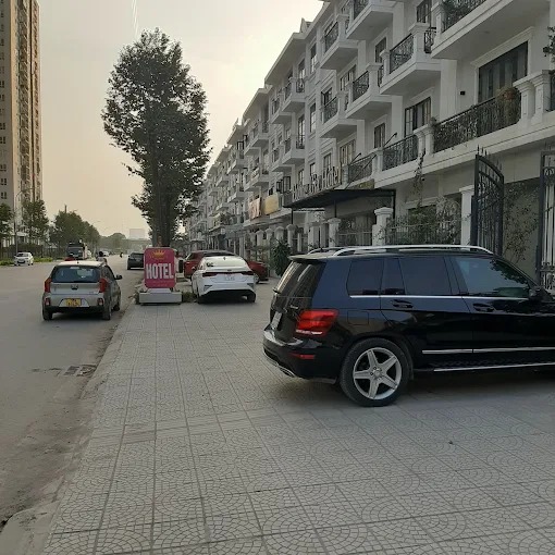 4. Mặt bằng giá – có cạnh tranh không?