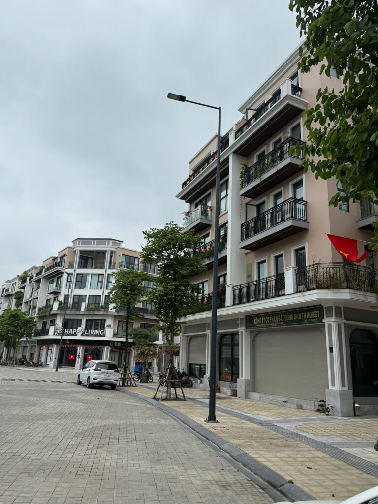 Bán Shophouse The Manor Central Park căn góc xẻ khe 99m2 -5 tầng