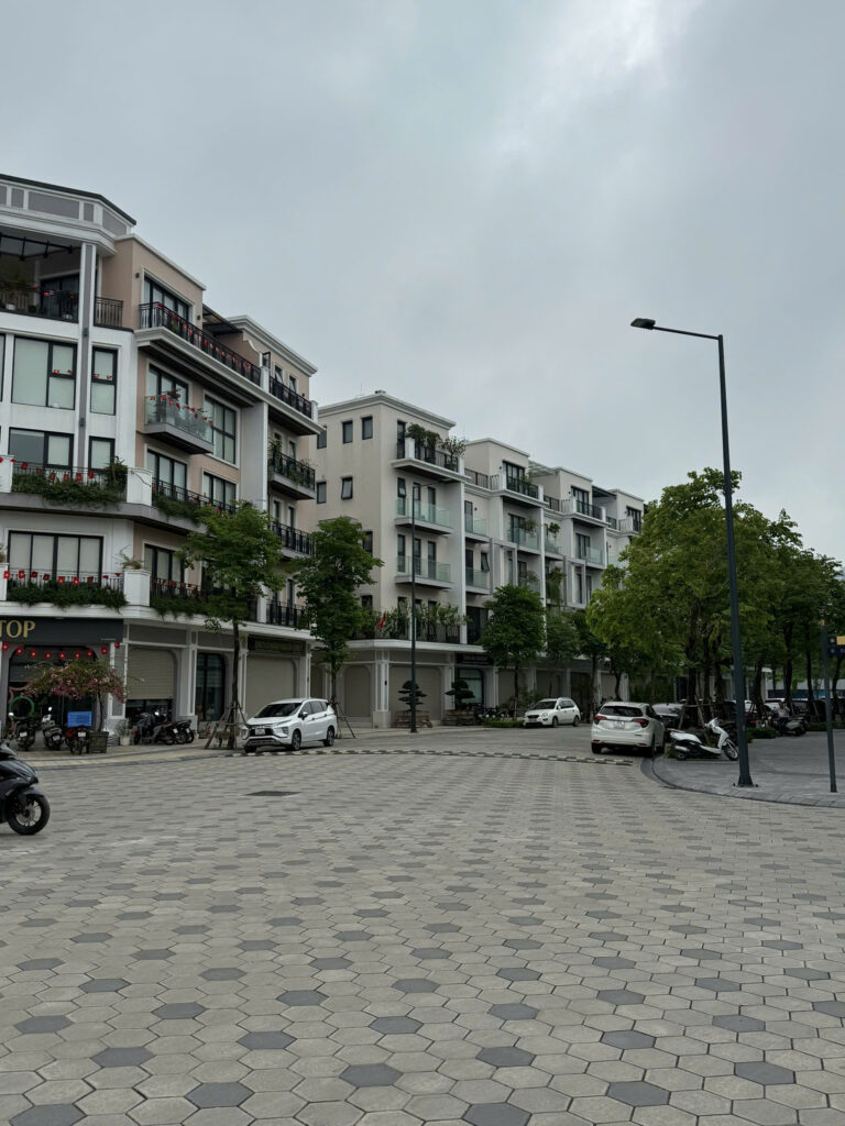 Bán Shophouse The Manor Central Park căn góc xẻ khe 99m2 -5 tầng