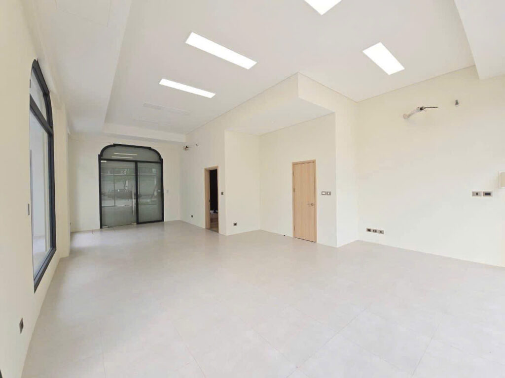 Bán Shophouse The Manor Central Park căn góc xẻ khe 99m2 -5 tầng