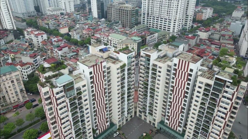 3.1. Chelsea Park (Trung Kính)