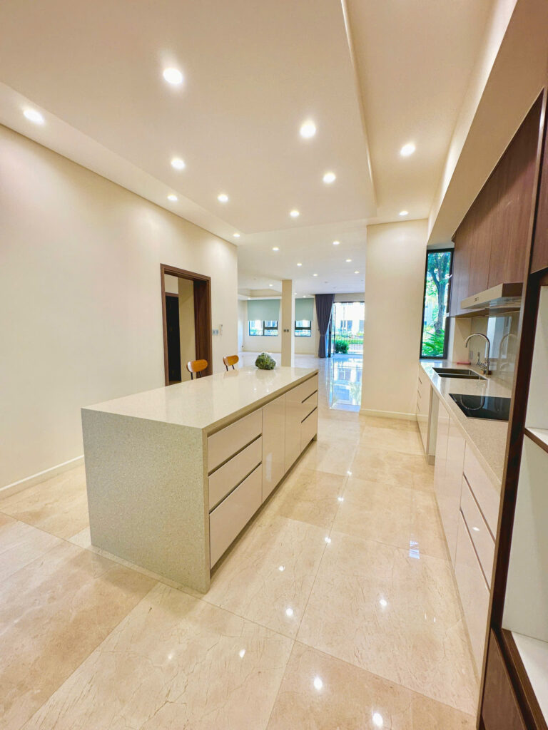 Bán biệt thự The Manor Central Park 200m2, 4 tầng, có thang máy, hồ bơi, gara để xe