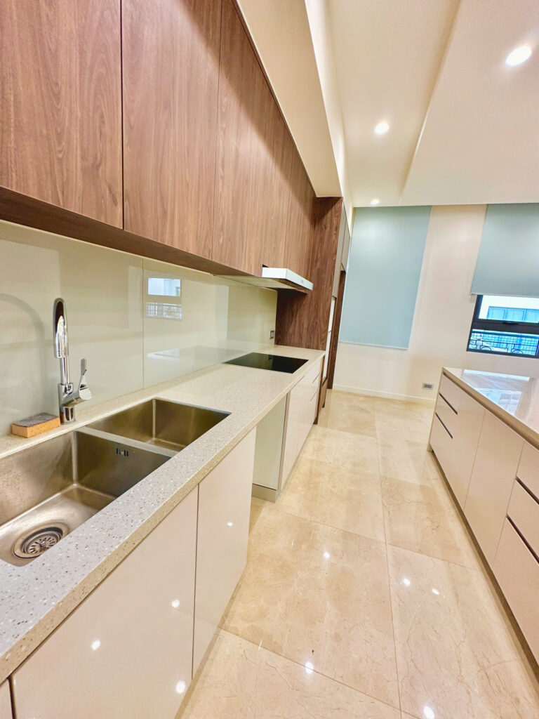Bán biệt thự The Manor Central Park 200m2, 4 tầng, có thang máy, hồ bơi, gara để xe
