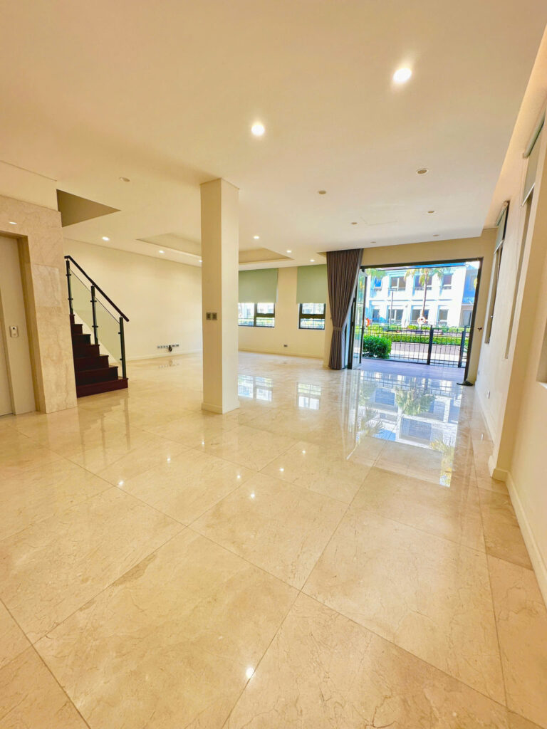 Cho thuê biệt thự The Manor Central Park 200m2, 4 tầng, có thang máy, hồ bơi