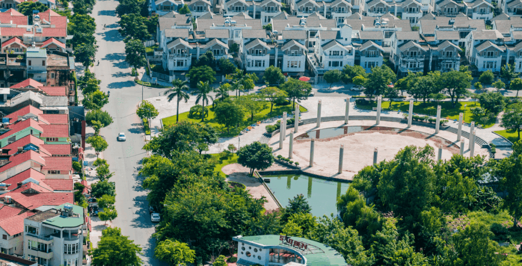 Khu đô thị Văn Phú (cách xã Cự Khê khoảng 6 – 7km)