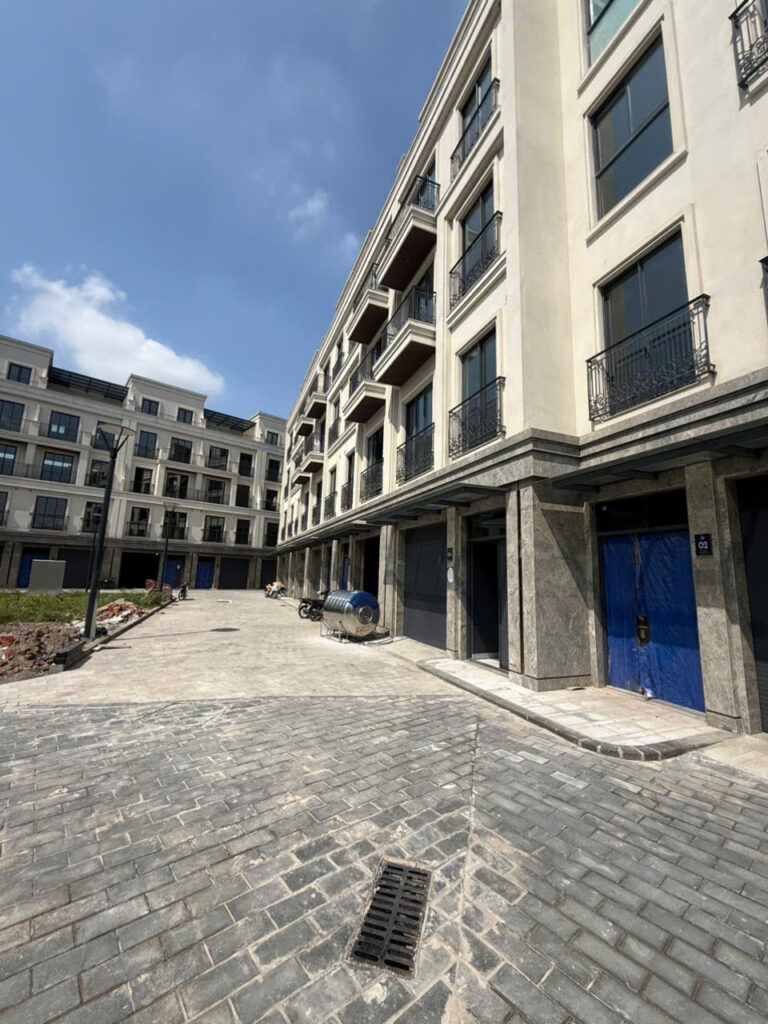 Cần cho thuê Shophouse 108m2, 5 tầng tại KĐT The Manor Central Park