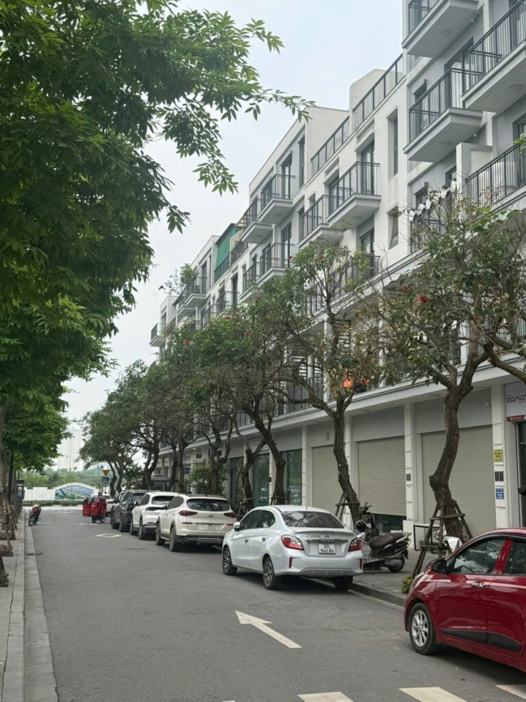 Bán shophouse 75m² The Manor Central Park, 5 tầng, vị trí đẹp