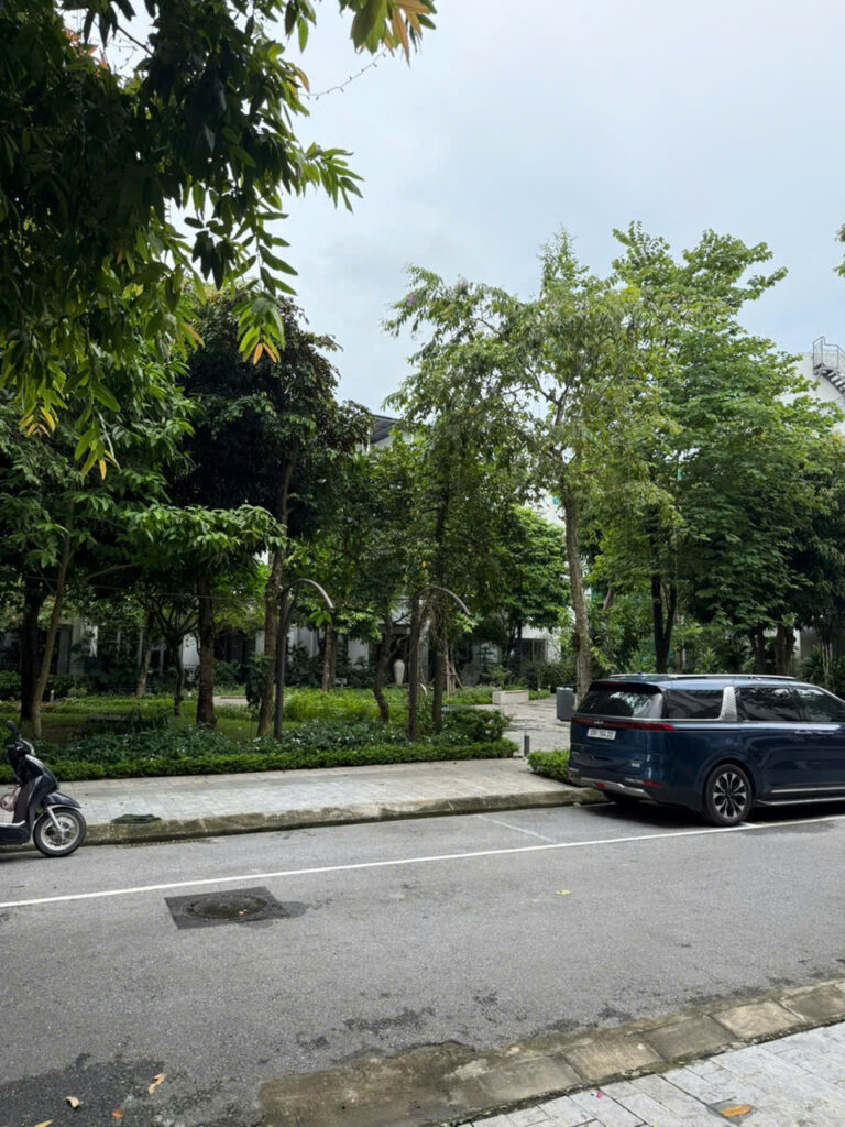 Bán biệt thự The Manor Central Park 4 tầng, 160m2, full nội thất cao cấp, có thang máy